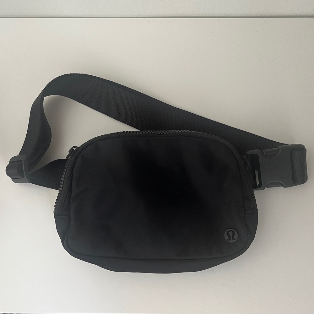 Lululemon Belt Bag